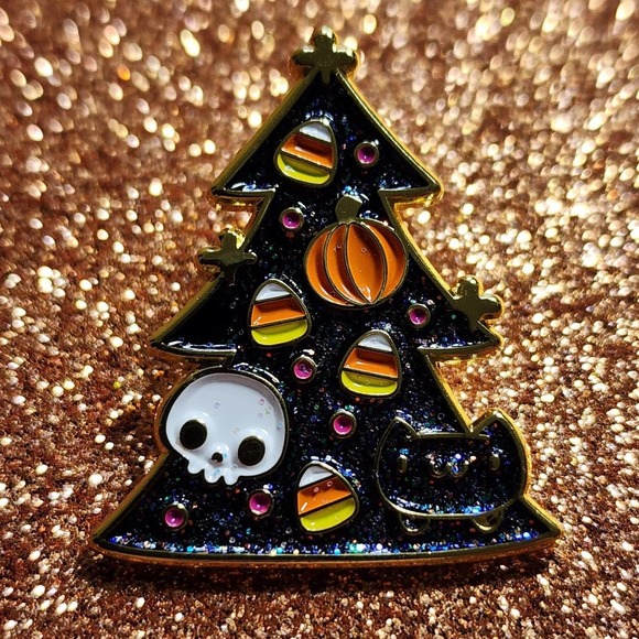 3/$20 Halloween Decorated Black Glitter Tree Skull Pumpkin Candy Cat Enamel Pin - Picture 1 of 2